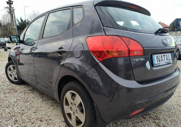 Kia Venga cena 30700 przebieg: 149000, rok produkcji 2013 z Świdwin małe 154